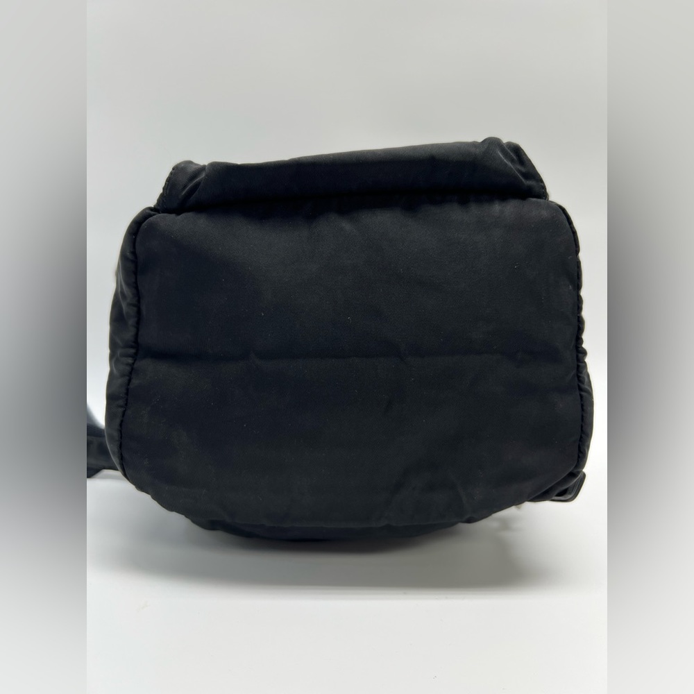 Prada backpack - Picture 5 of 12